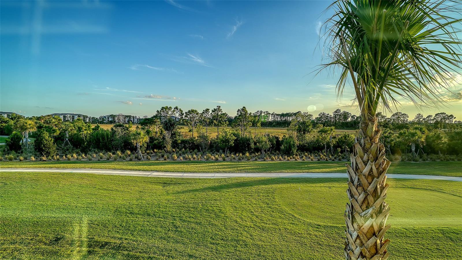 WELLEN PARK GOLF & COUNTRY CLUB - Residential Lease