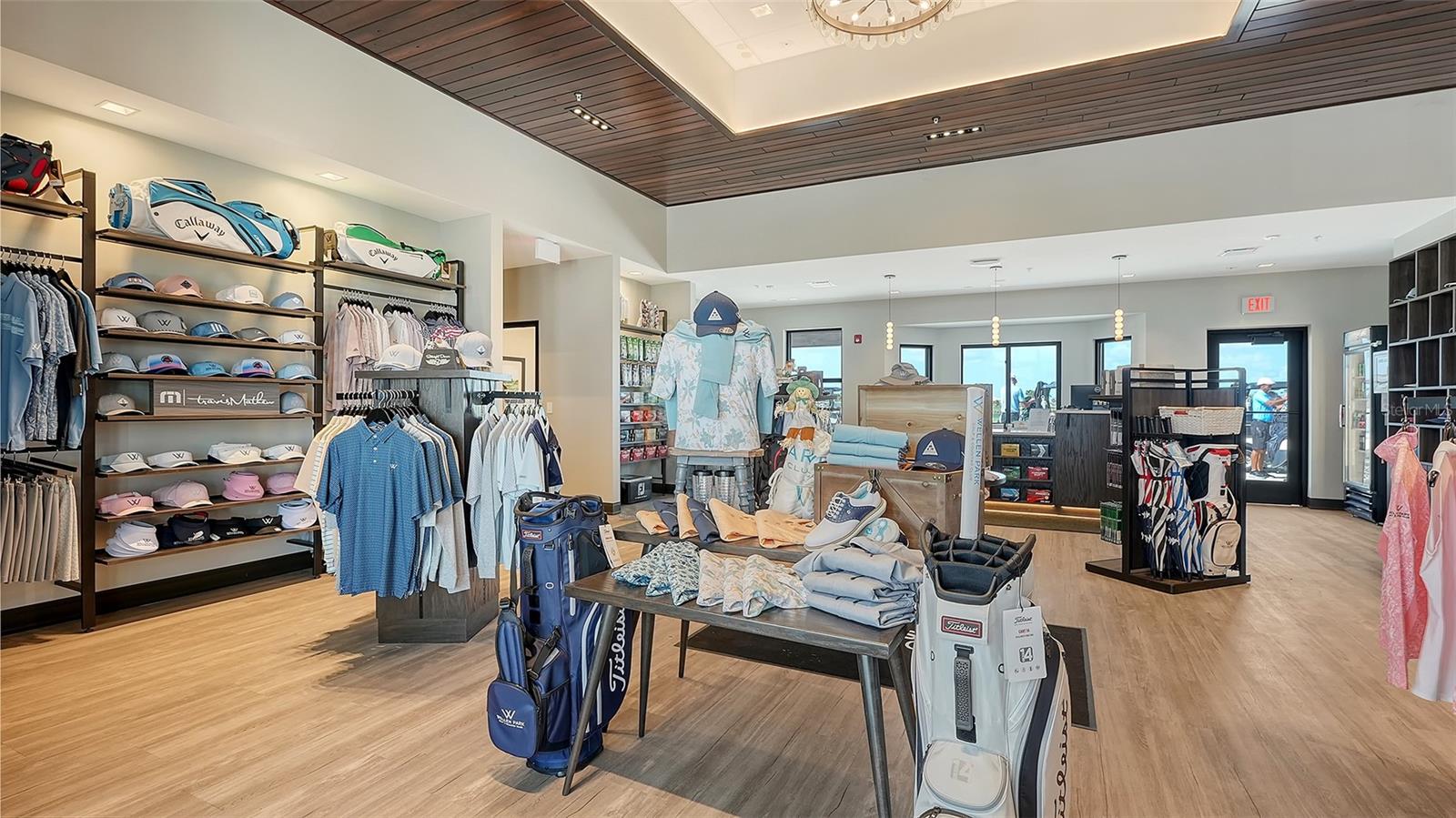 WELLEN PARK GOLF & COUNTRY CLUB - Residential Lease