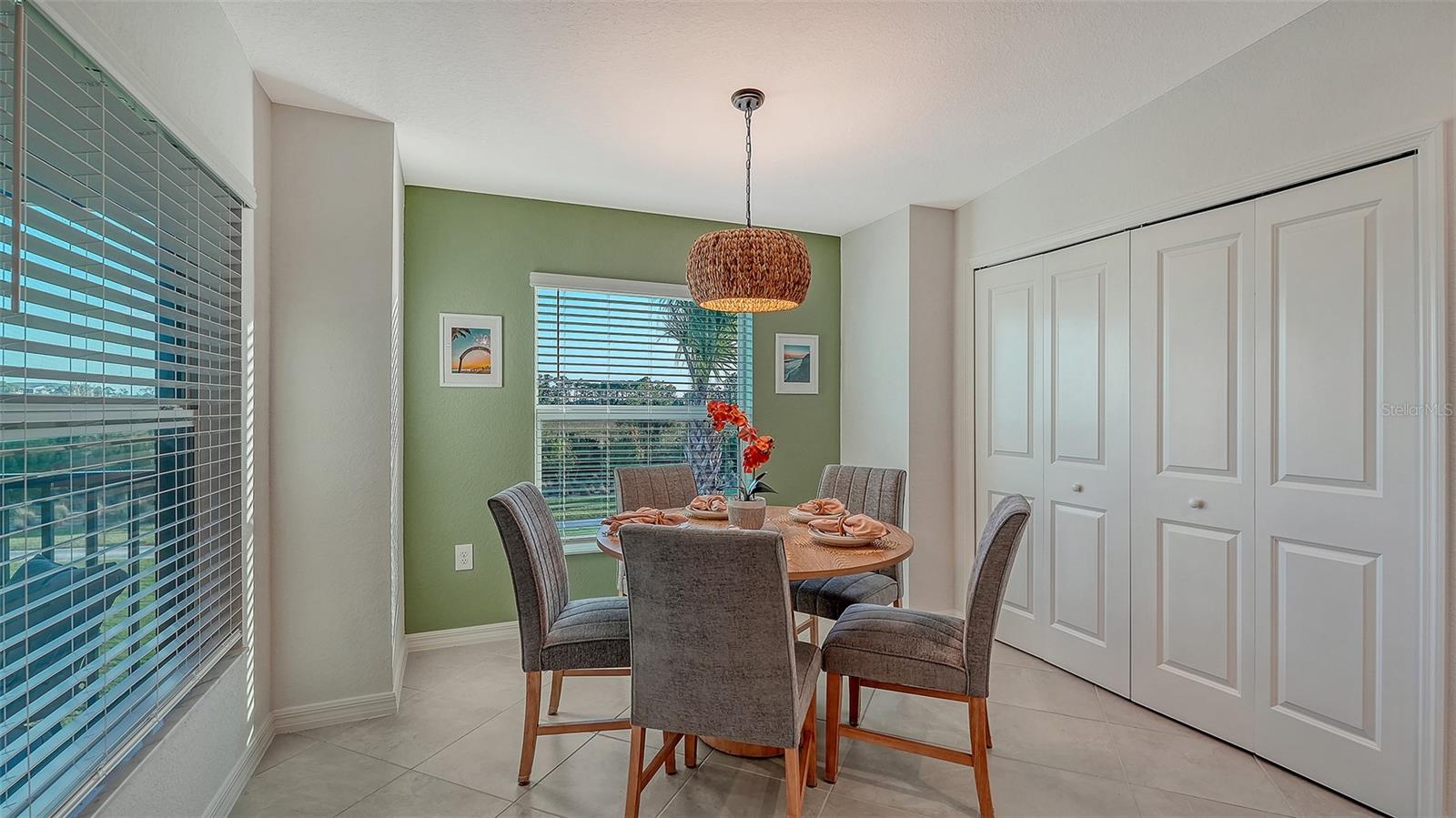 WELLEN PARK GOLF & COUNTRY CLUB - Residential Lease