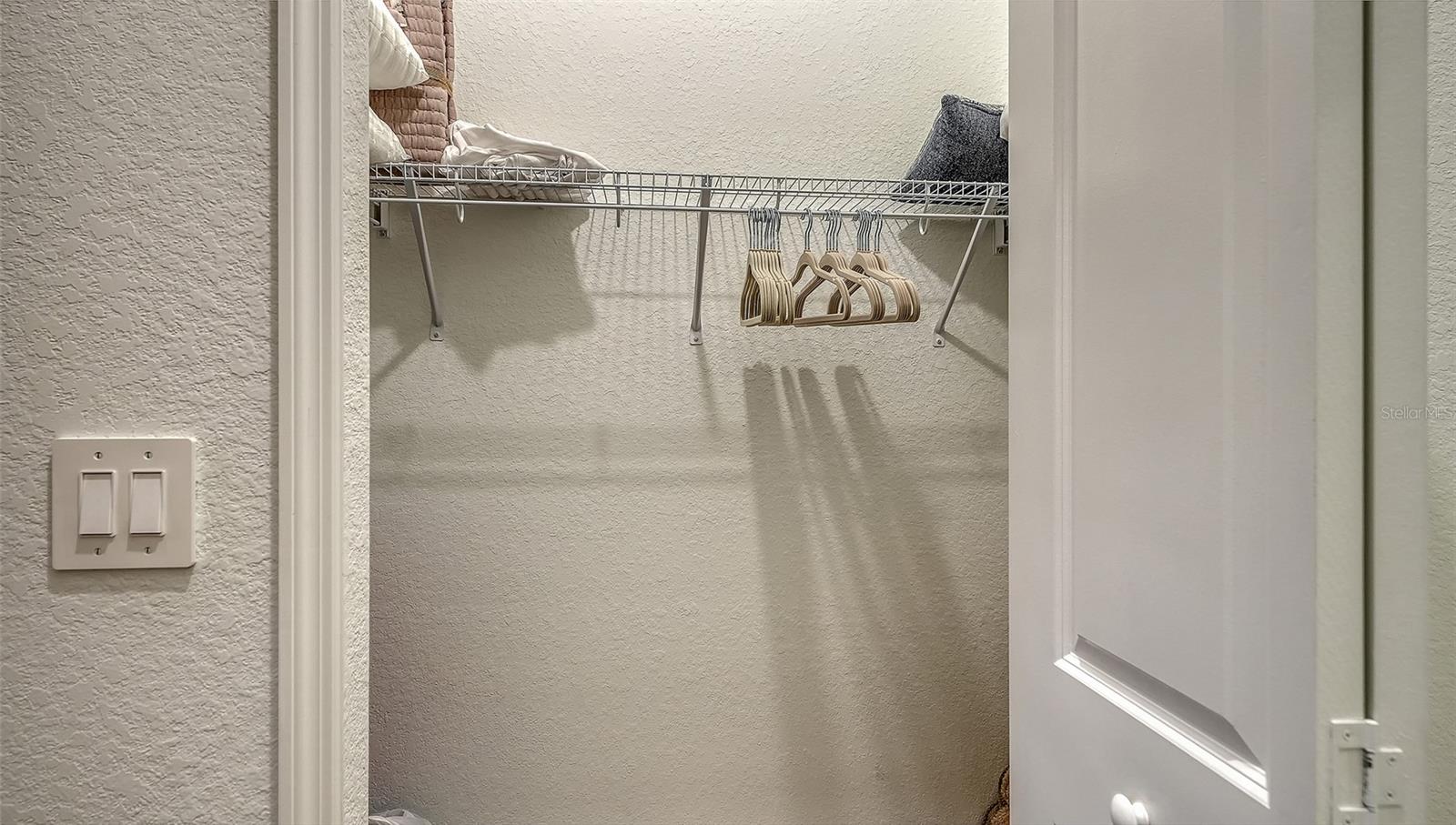 WELLEN PARK GOLF & COUNTRY CLUB - Residential Lease