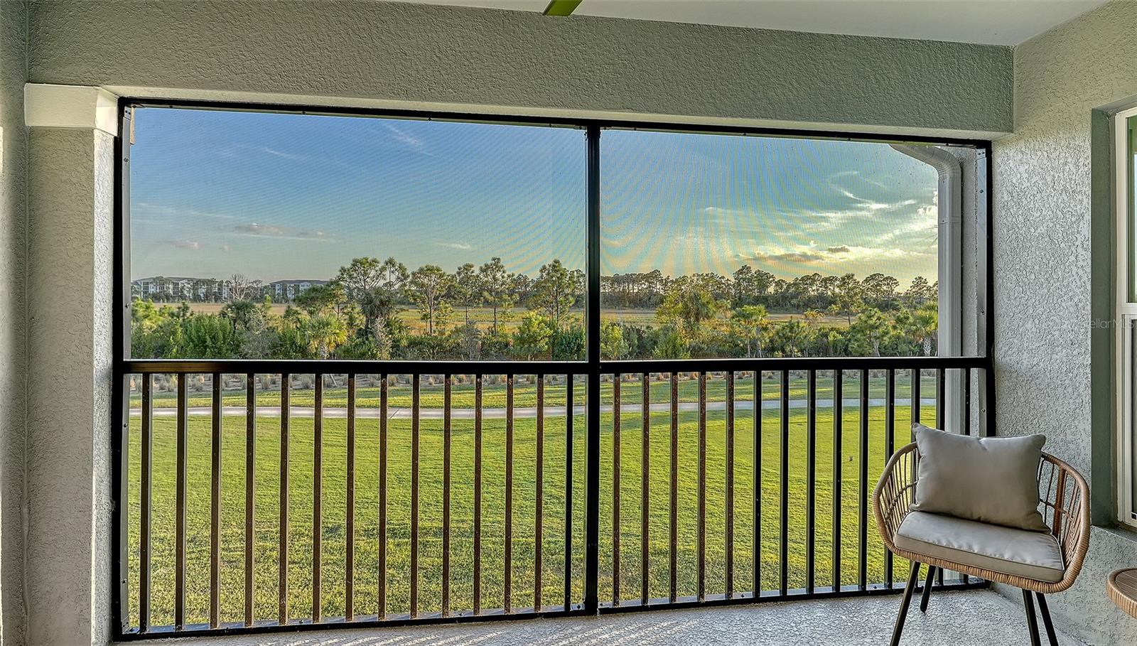 WELLEN PARK GOLF & COUNTRY CLUB - Residential Lease