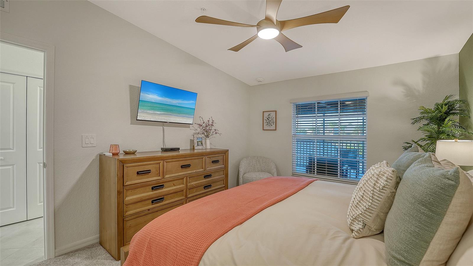 WELLEN PARK GOLF & COUNTRY CLUB - Residential Lease