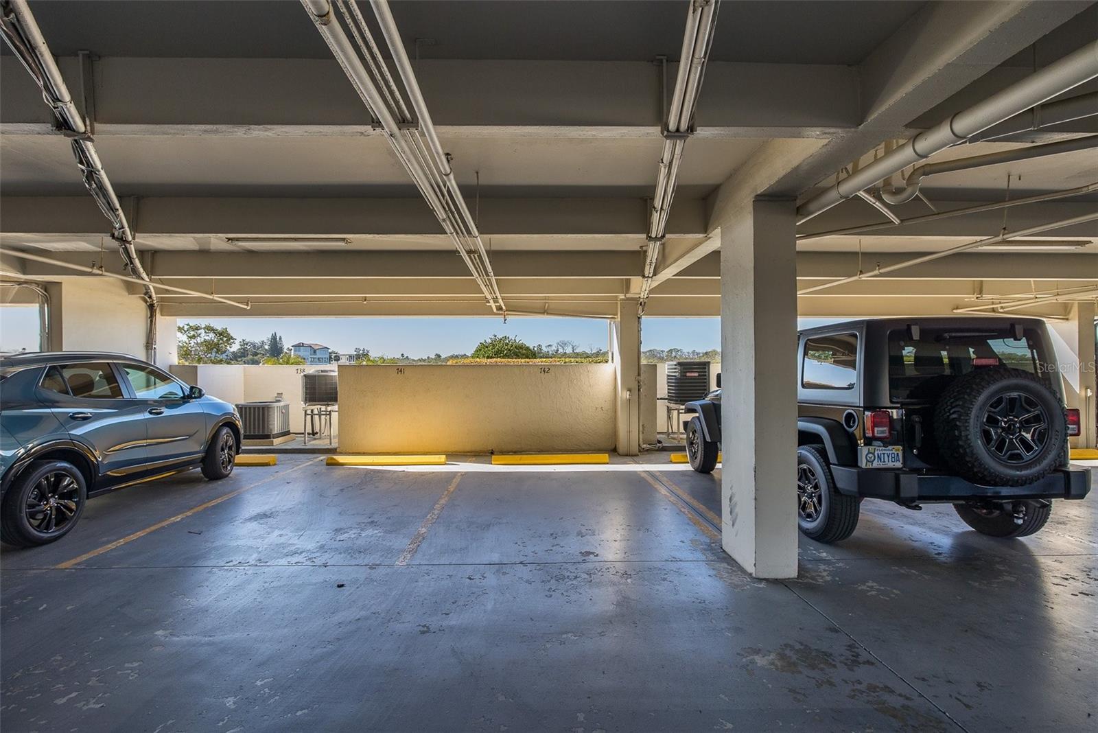 SAND PEBBLE POINTE CONDO 01 AMD 02 - Residential