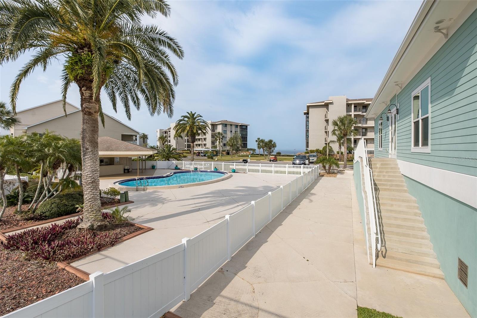 SAND PEBBLE POINTE CONDO 01 AMD 02 - Residential