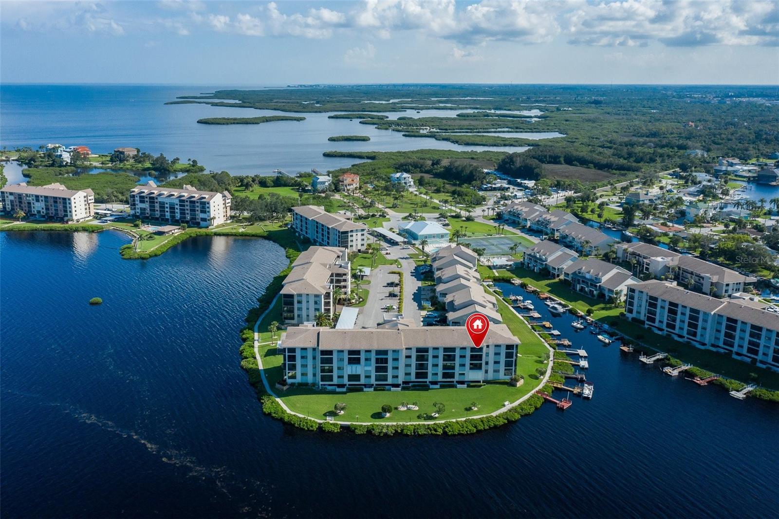 SAND PEBBLE POINTE CONDO 01 AMD 02 - Residential