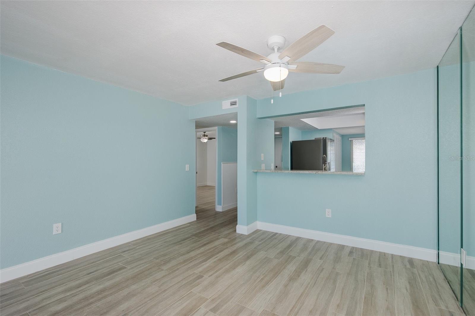 SAND PEBBLE POINTE CONDO 01 AMD 02 - Residential