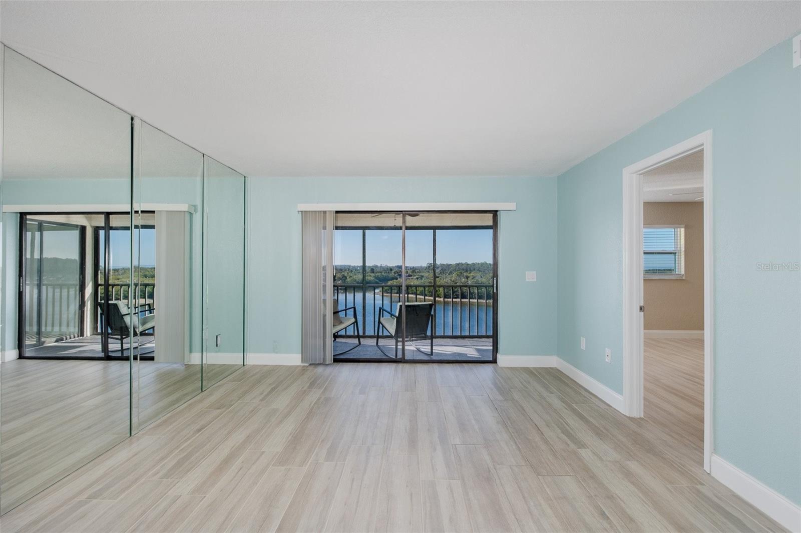 SAND PEBBLE POINTE CONDO 01 AMD 02 - Residential