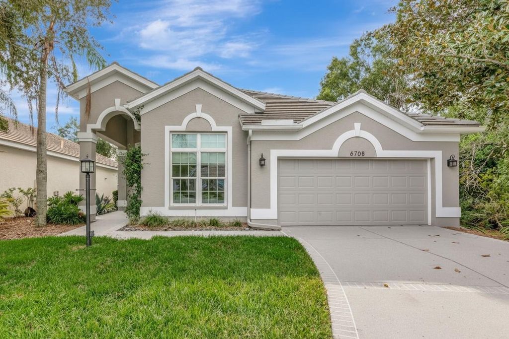 Photo of 6708 Spring Moss Place, Lakewood Ranch, FL 34202 (MLS # A4676412)