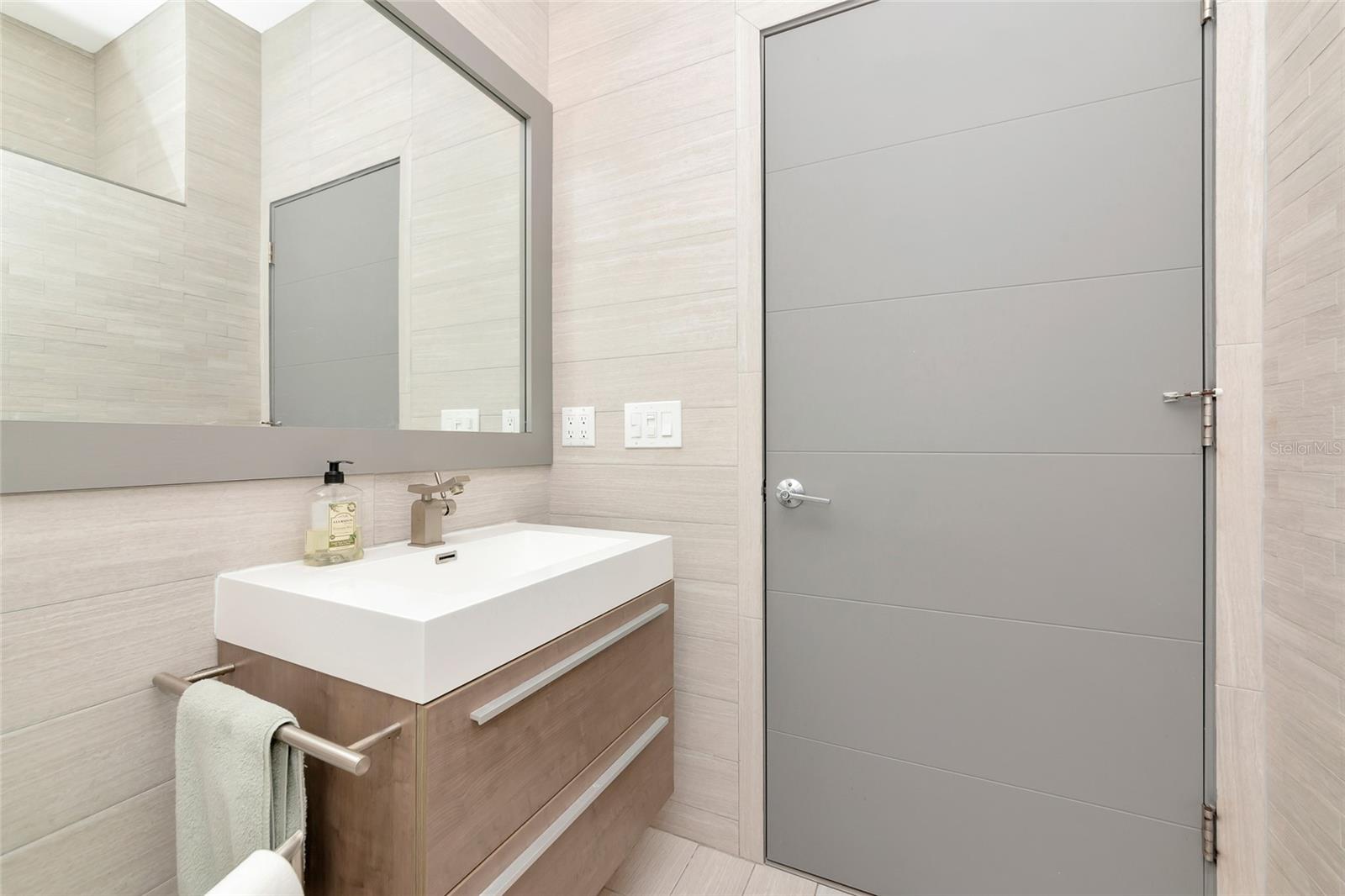 EDGEWATER VILLAGE SUBPHASE A - Residential