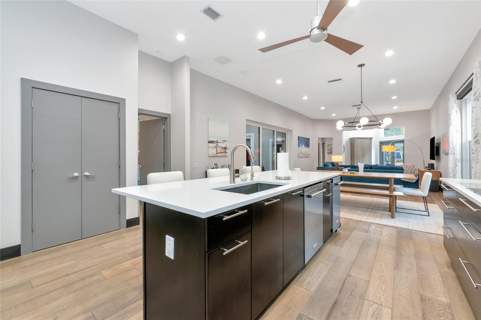 EDGEWATER VILLAGE SUBPHASE A - Residential