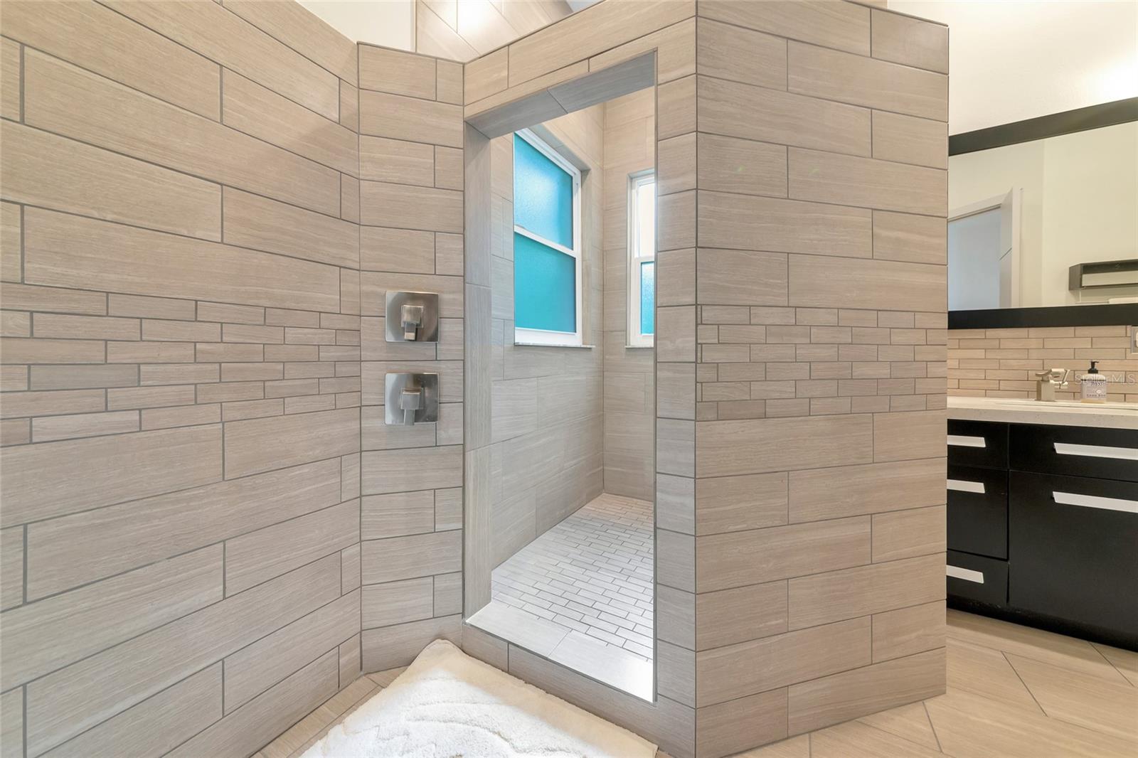 EDGEWATER VILLAGE SUBPHASE A - Residential