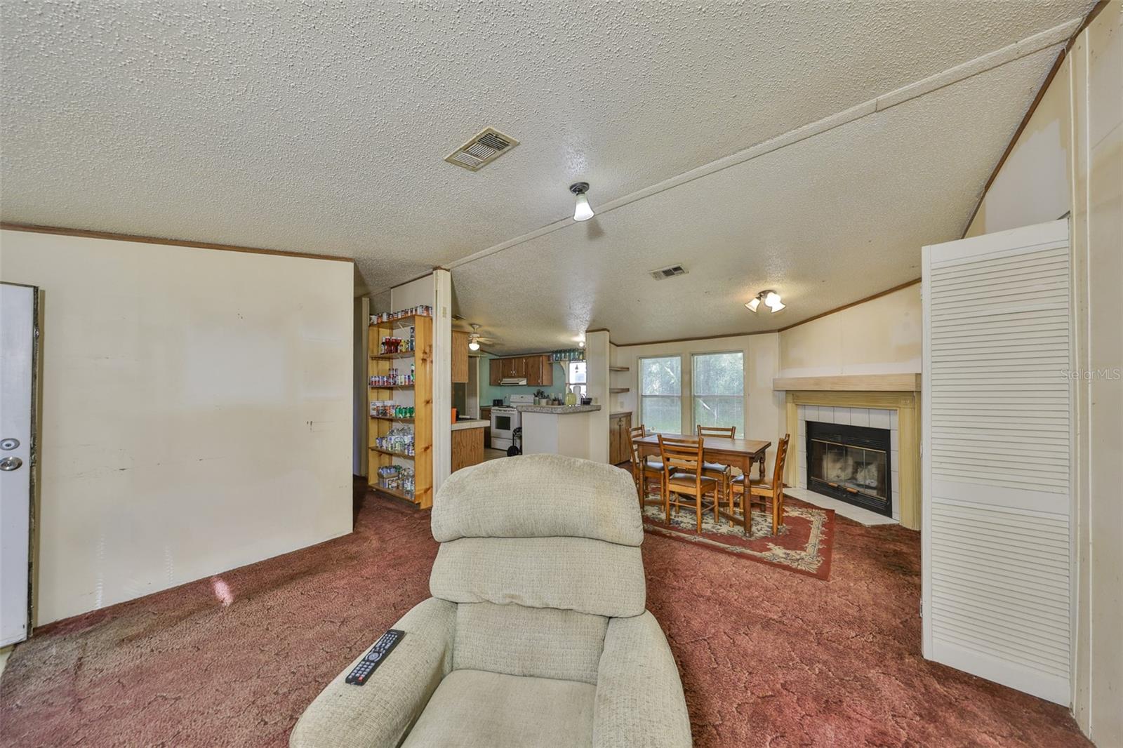 COUNTRY VIEW ESTATES - Residential