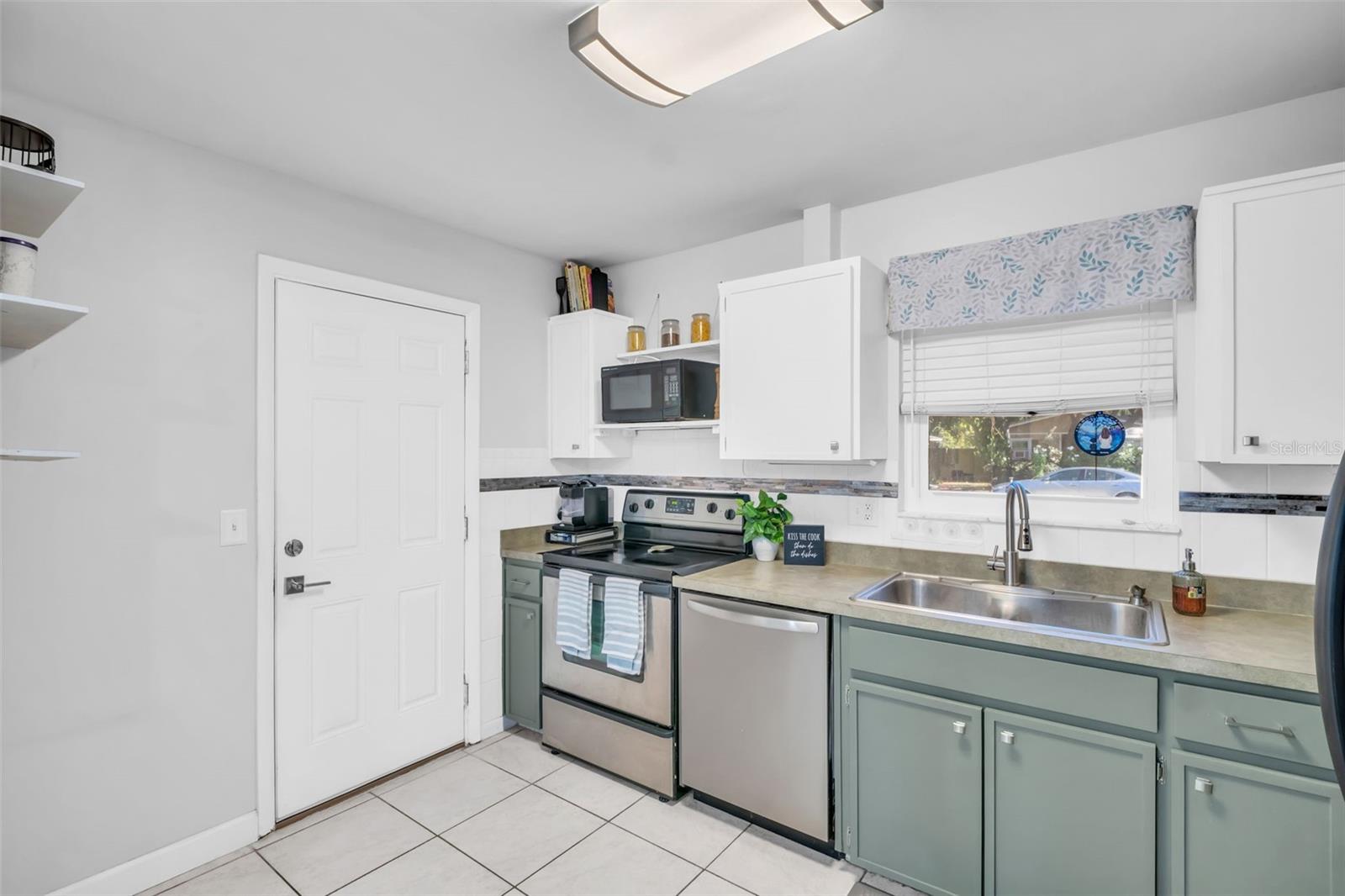 CHARTER OAKS - Residential