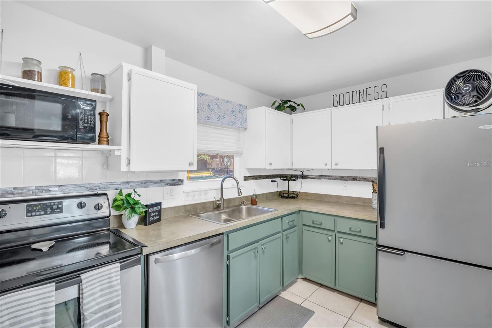 CHARTER OAKS - Residential