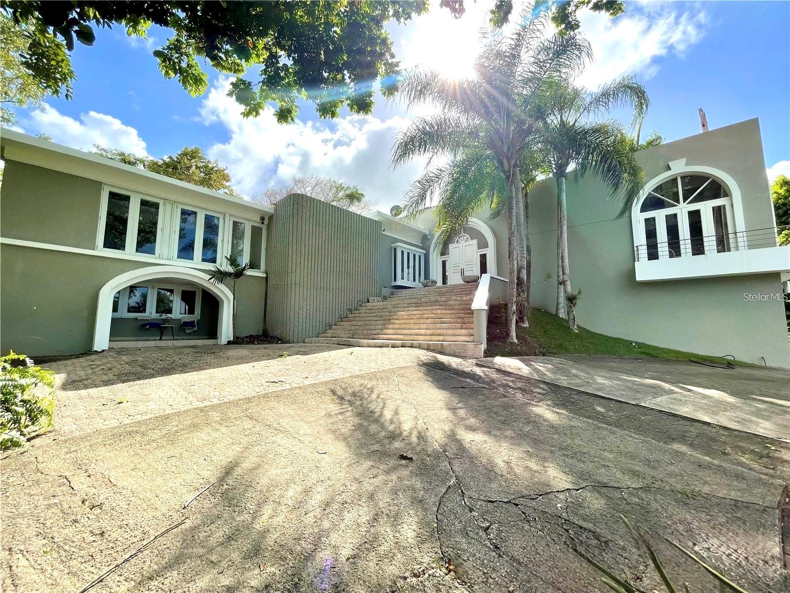 OCEAN AND CITY VIEWS FROM GUAYNABO ESTATE - Residential