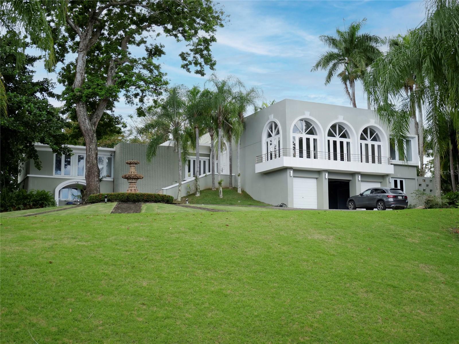 OCEAN AND CITY VIEWS FROM GUAYNABO ESTATE - Residential