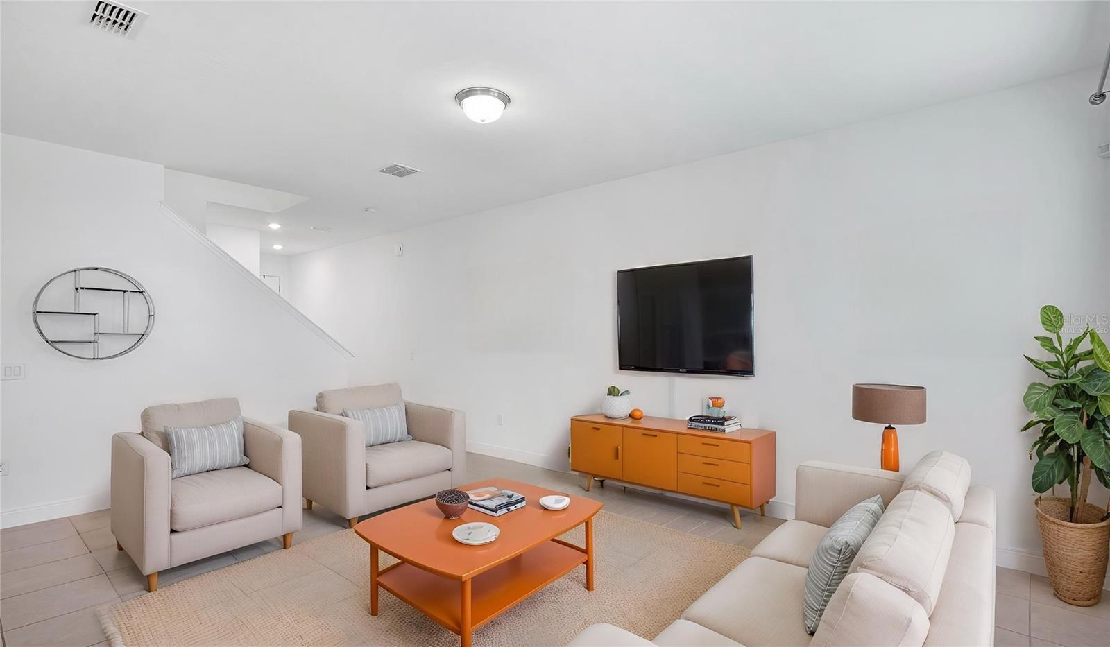 ENCLAVE AT HAWKS CREST - Residential