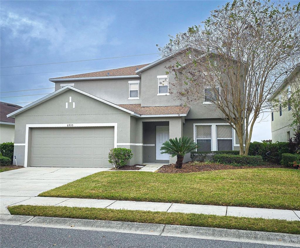 Photo of 6955 Lake Eaglebrooke Drive, Lakeland, FL 33813 (MLS # L4956557)