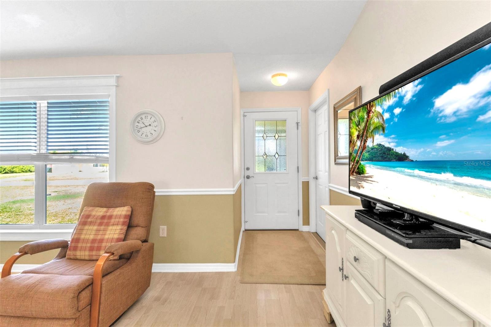 1531 ROYAL ROAD