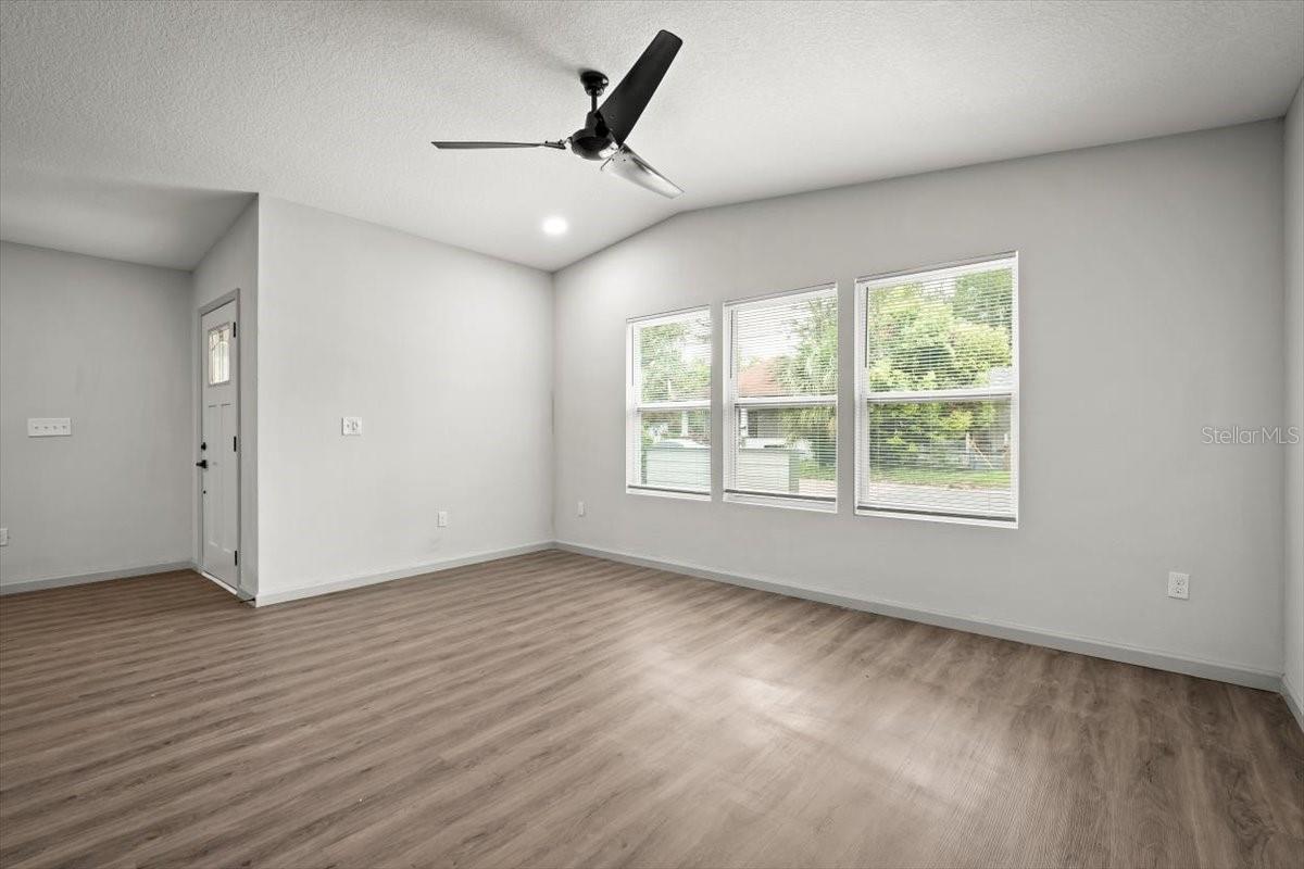 MONCRIEF PARK - Residential Lease