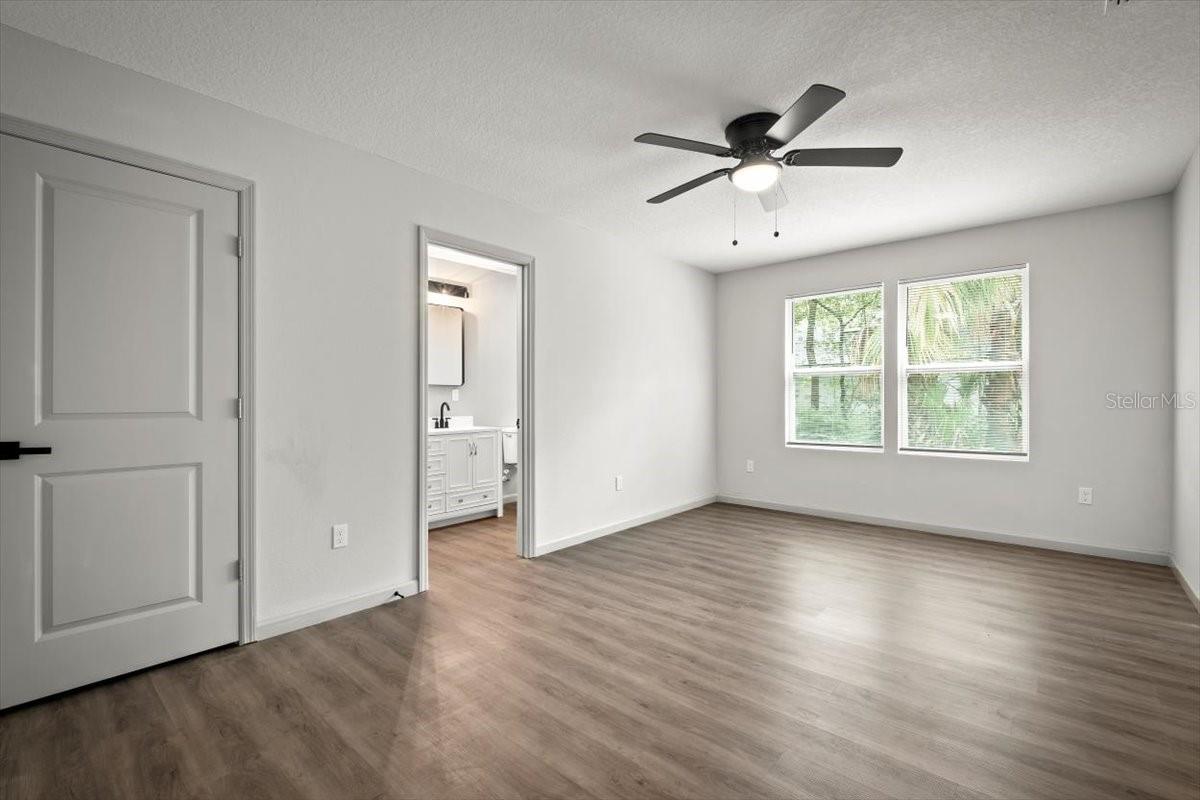 MONCRIEF PARK - Residential Lease