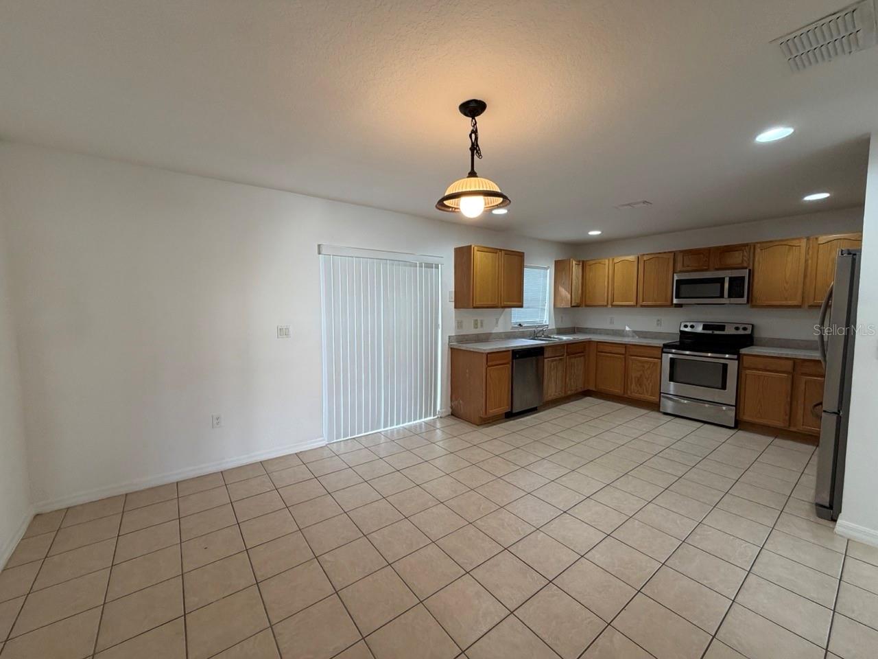 ALDEA RESERVE - Residential Lease