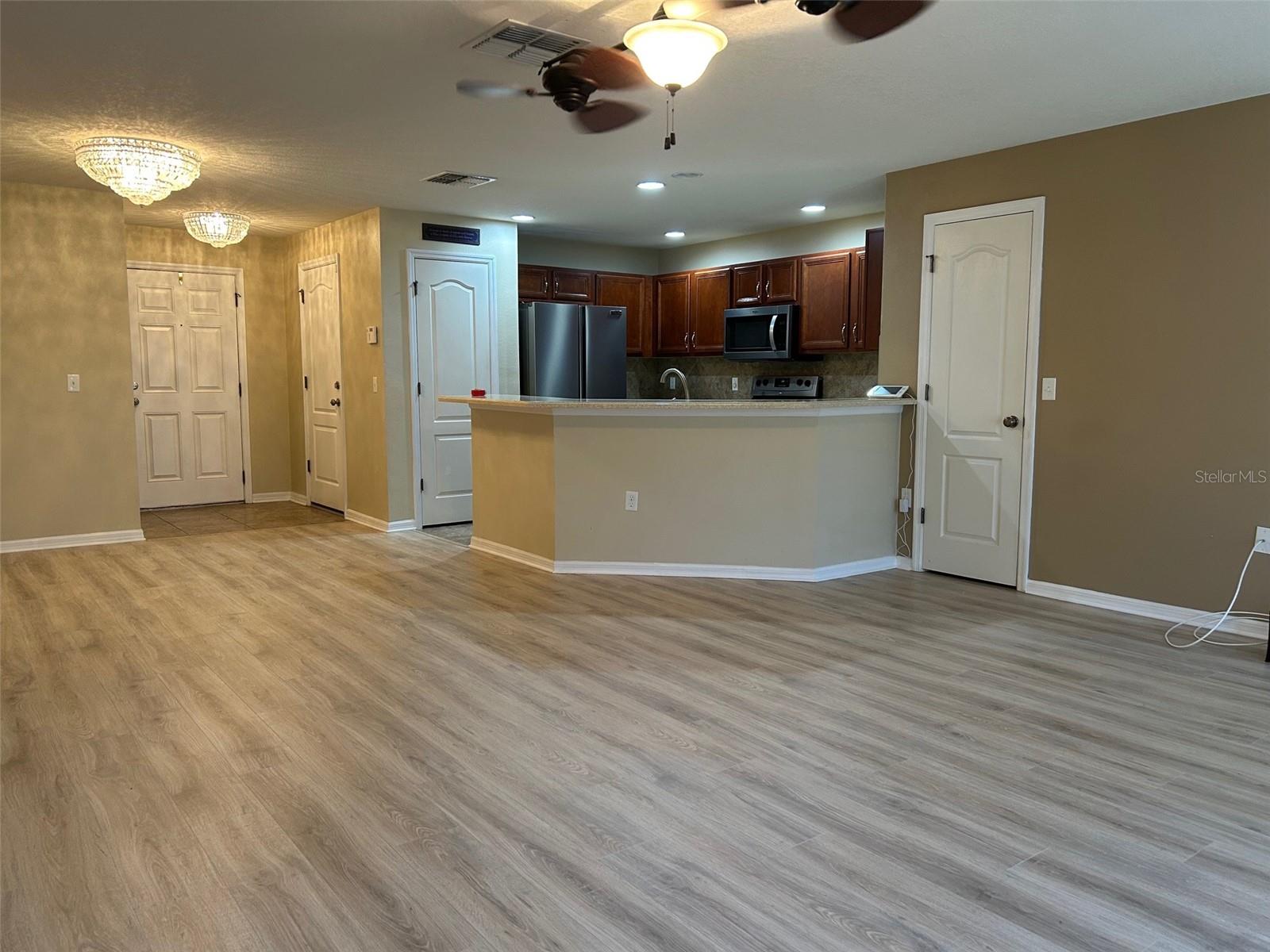 PALMETTO COVE - Residential