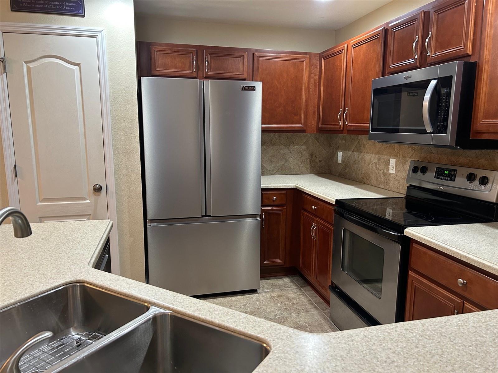 PALMETTO COVE - Residential