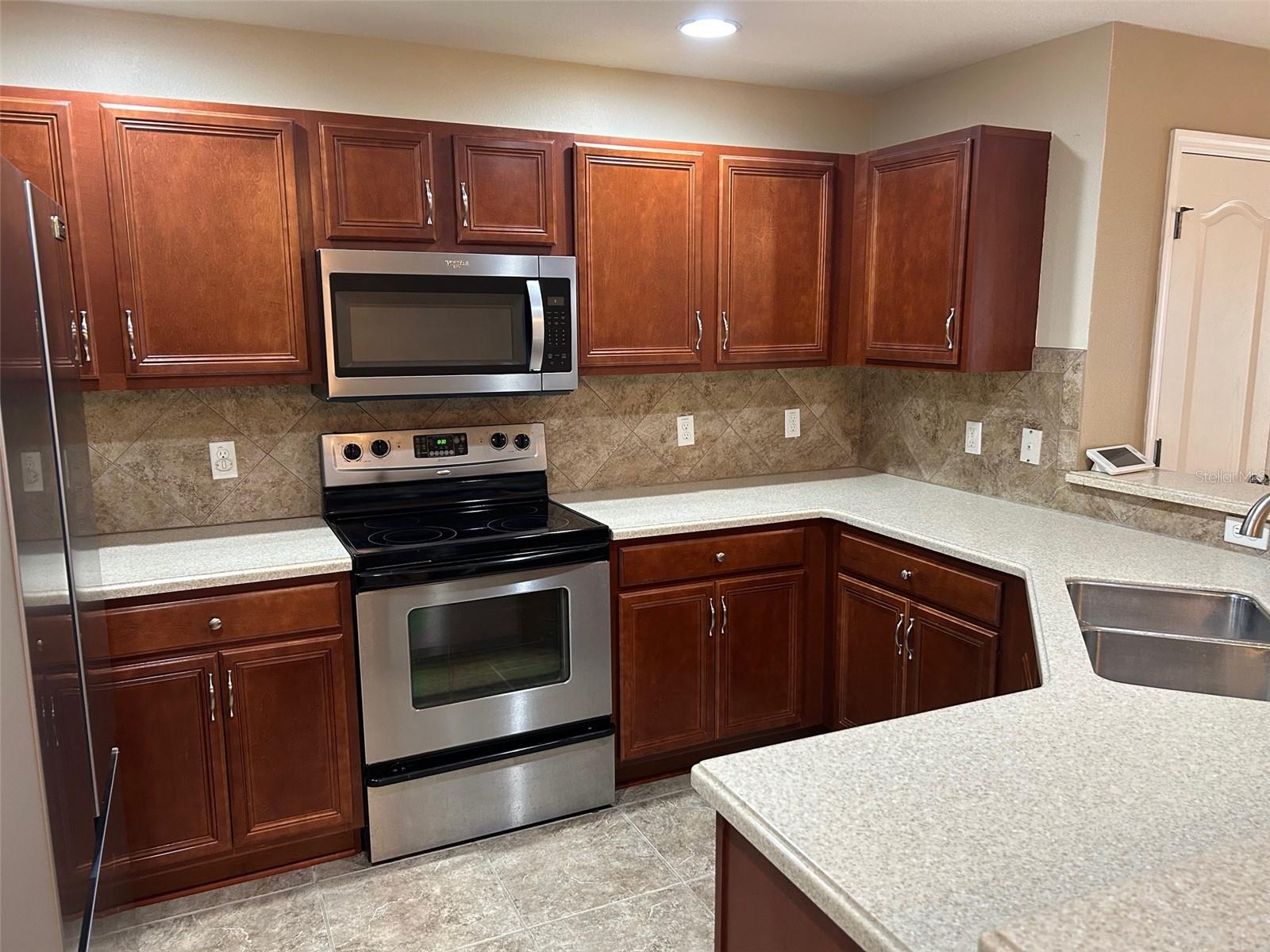 PALMETTO COVE - Residential