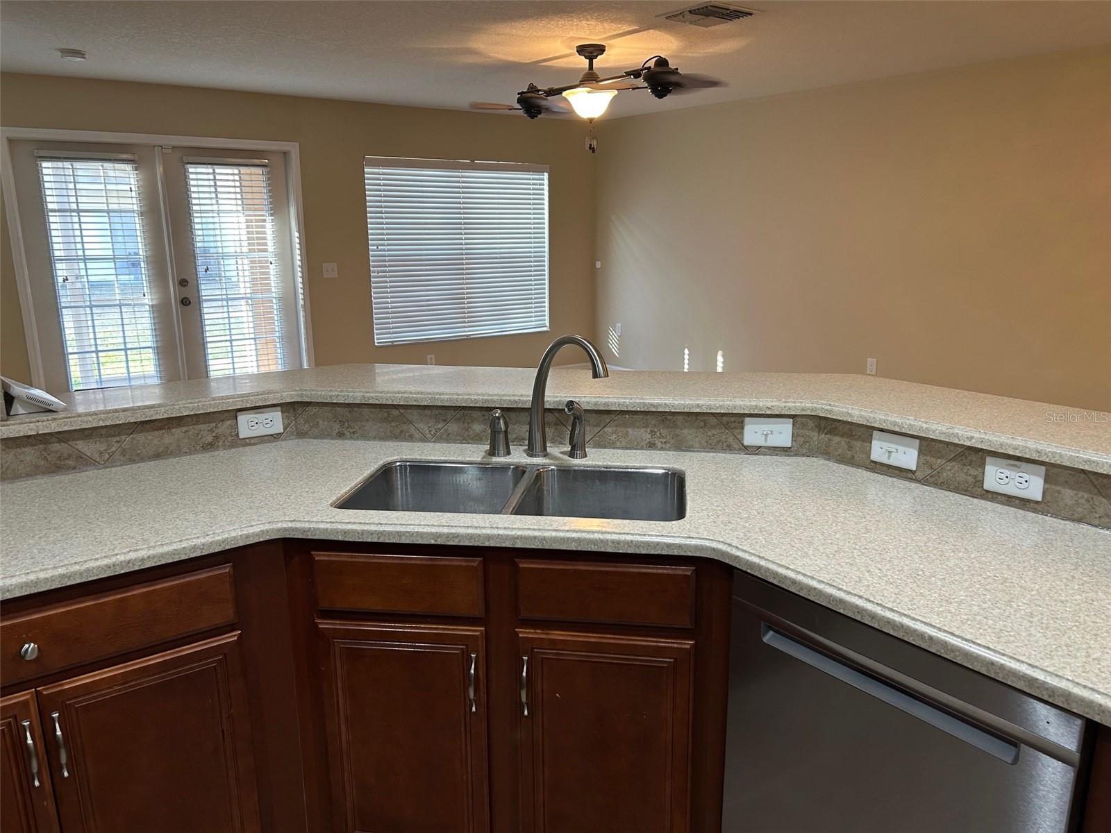 PALMETTO COVE - Residential