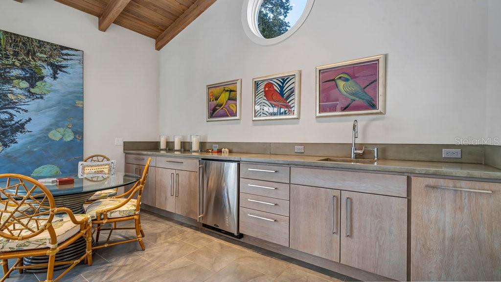 MOUNTAIN LAKE - Residential