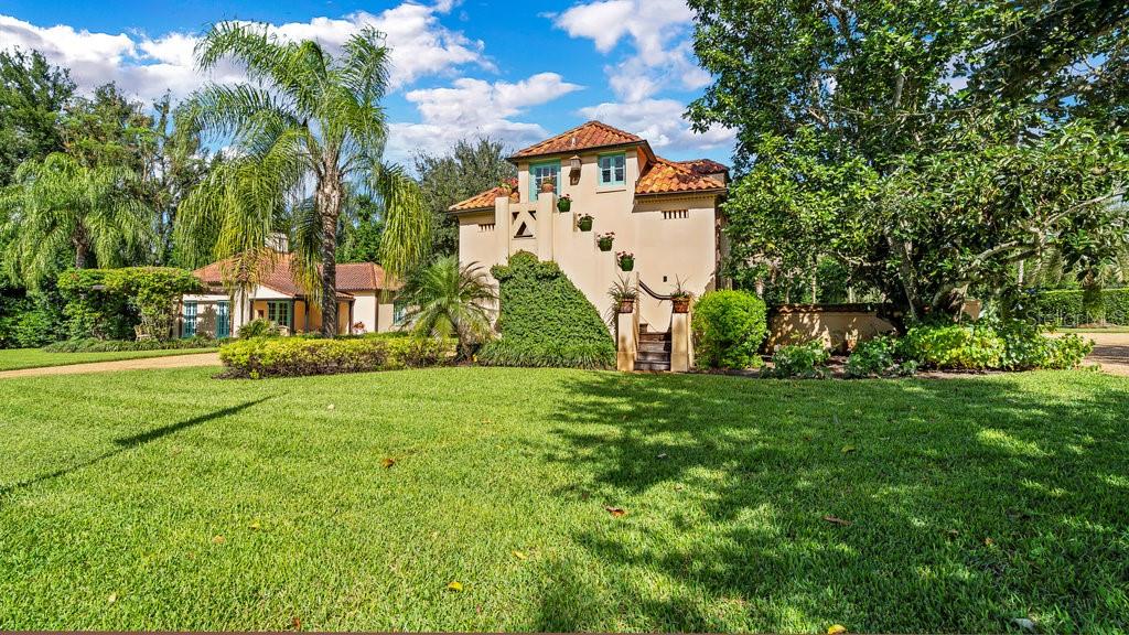 MOUNTAIN LAKE - Residential