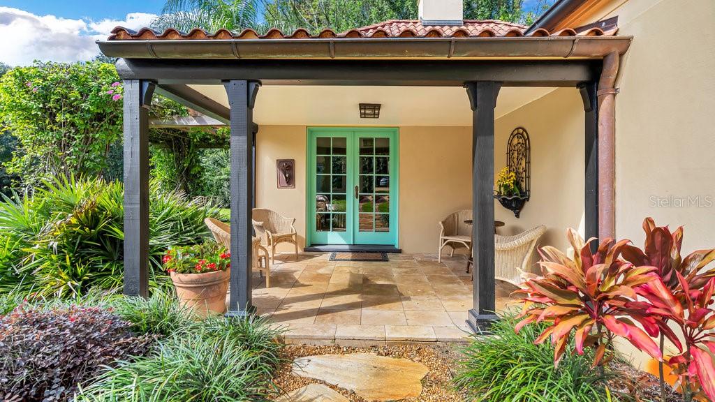 MOUNTAIN LAKE - Residential