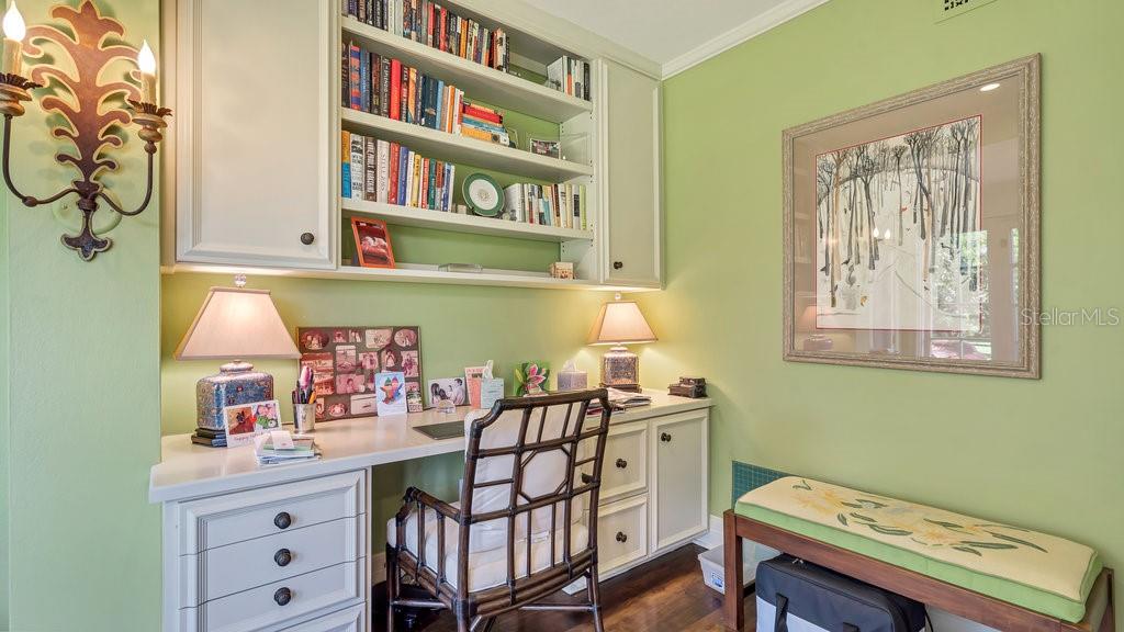 MOUNTAIN LAKE - Residential