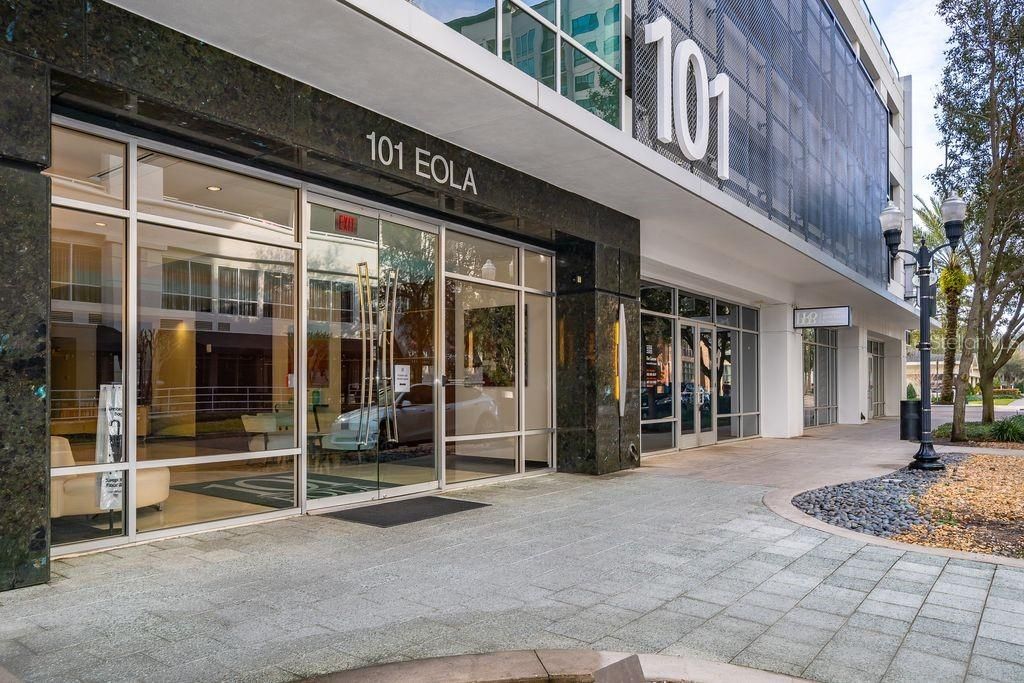 Photo of 101 S Eola Drive #707, Orlando, FL 32801 (MLS # O6382208)