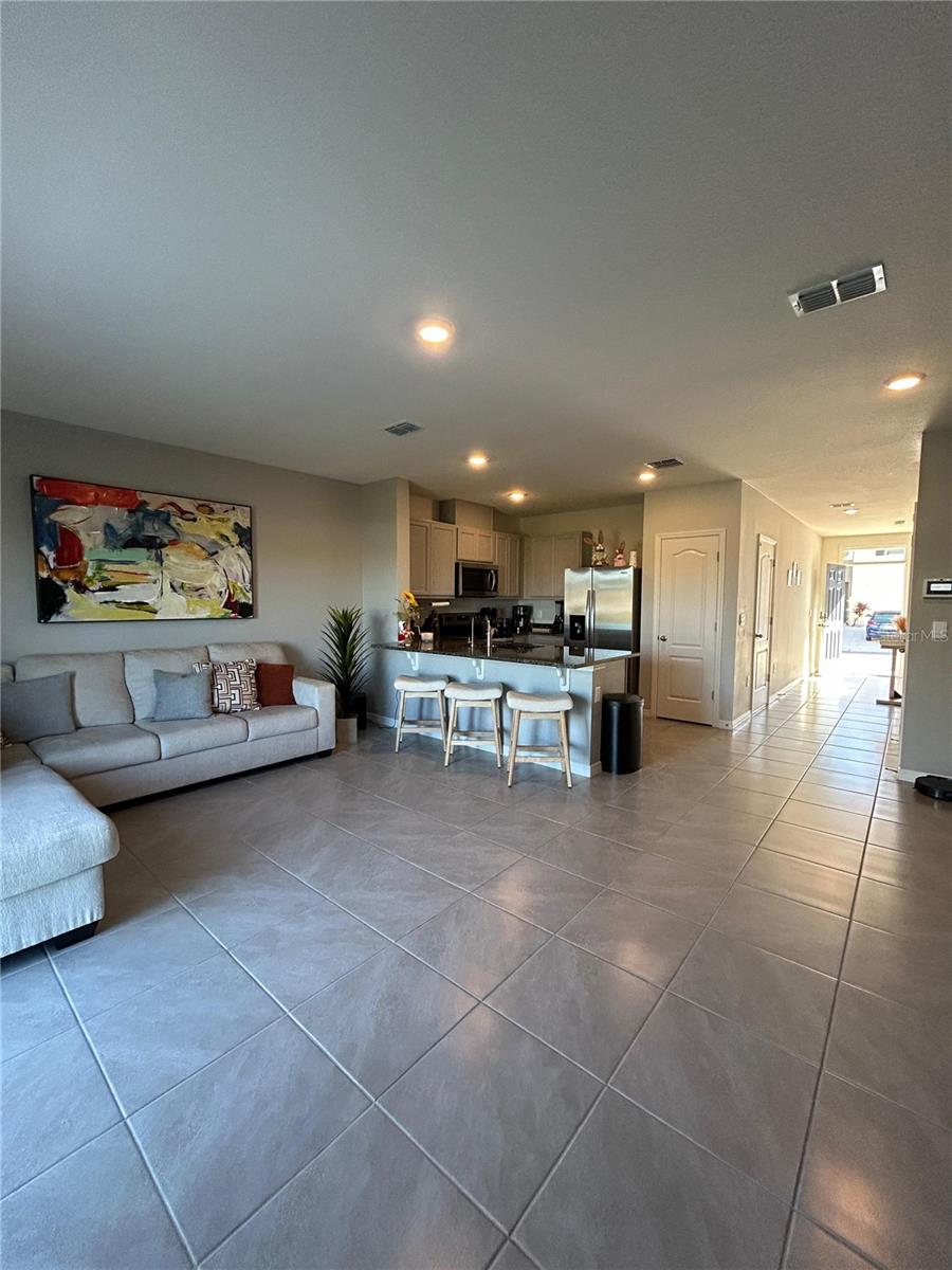 BRENTWOOD TWNHMS PH 1 - Residential