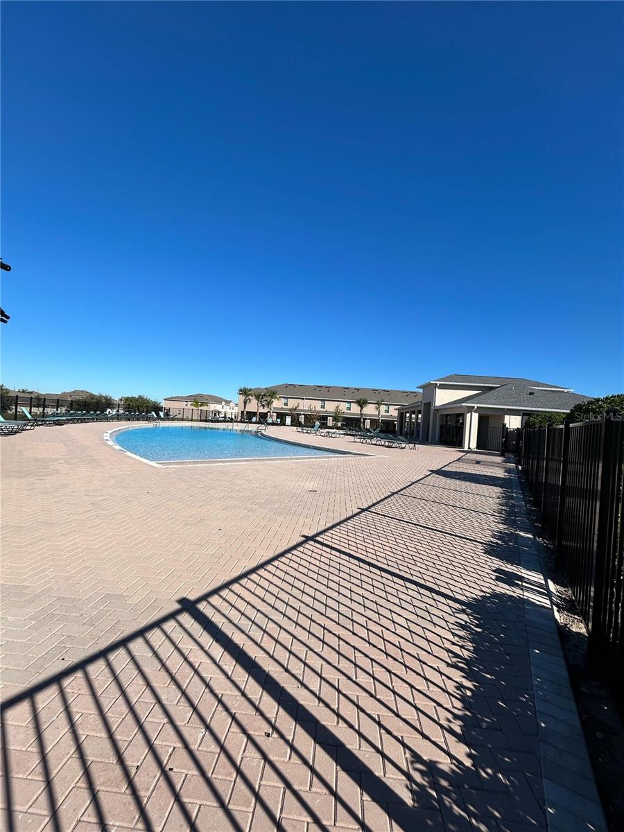 BRENTWOOD TWNHMS PH 1 - Residential