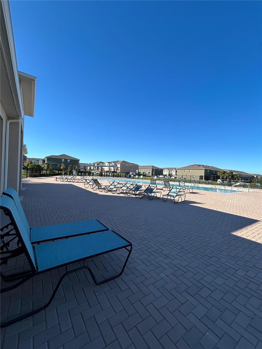 BRENTWOOD TWNHMS PH 1 - Residential