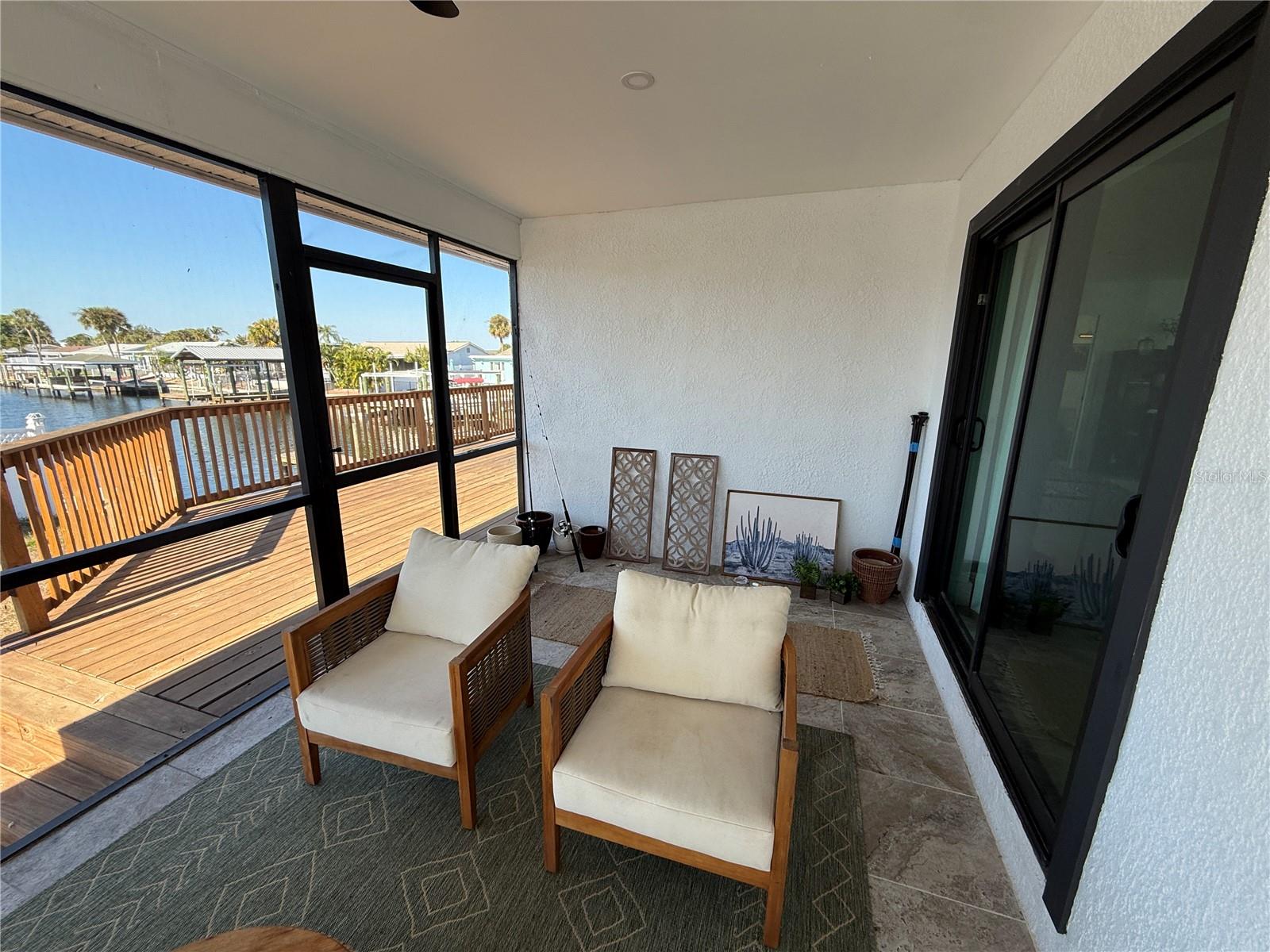 APOLLO BEACH UNIT 08 A RESUBDI - Residential Lease