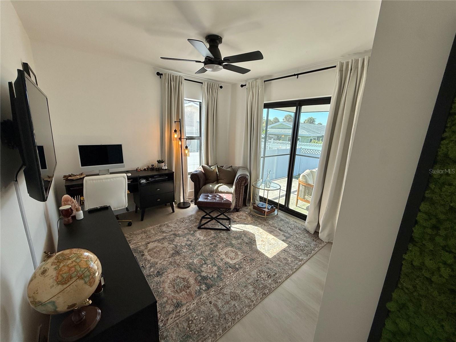 APOLLO BEACH UNIT 08 A RESUBDI - Residential Lease