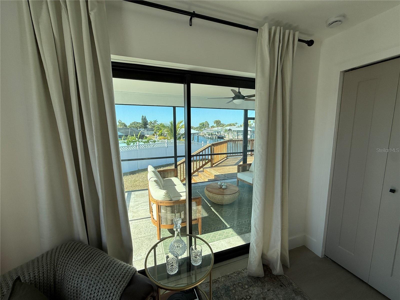 APOLLO BEACH UNIT 08 A RESUBDI - Residential Lease