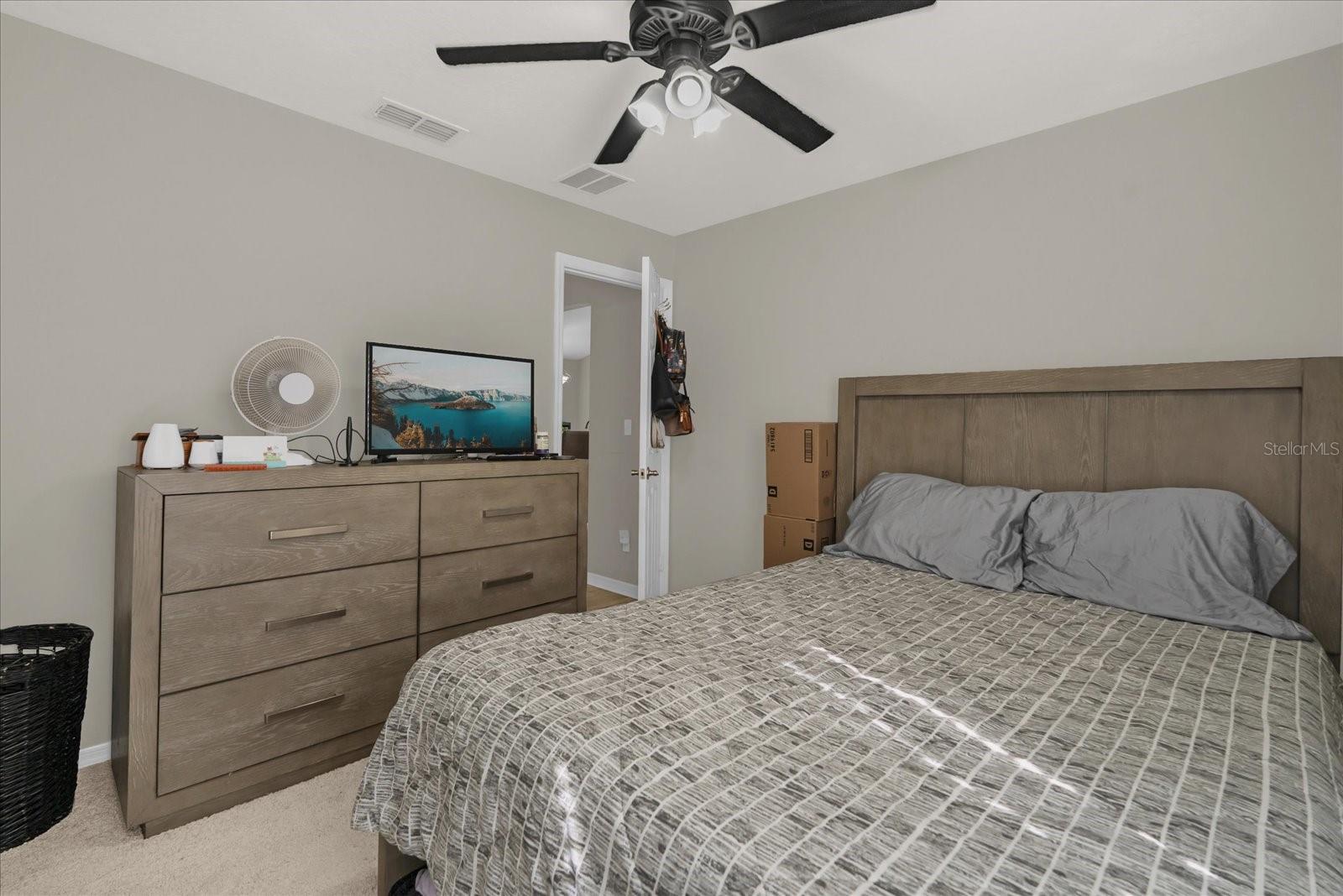 DORAL POINTE - Residential