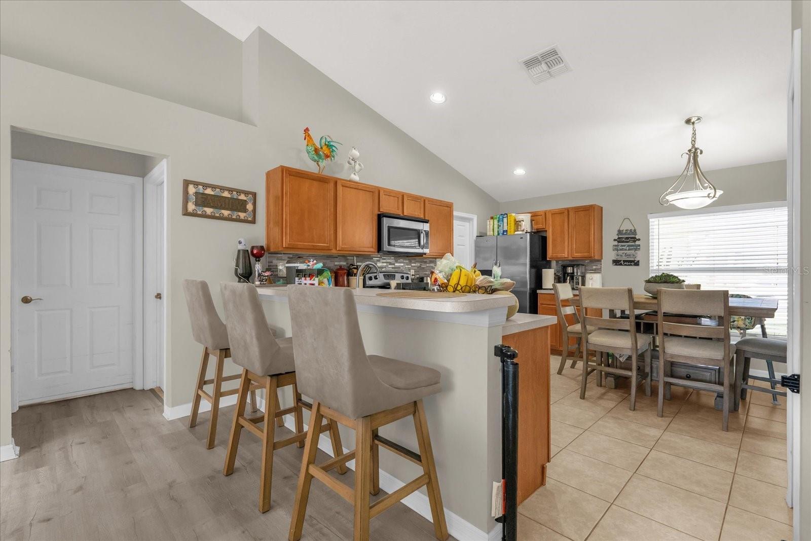 DORAL POINTE - Residential