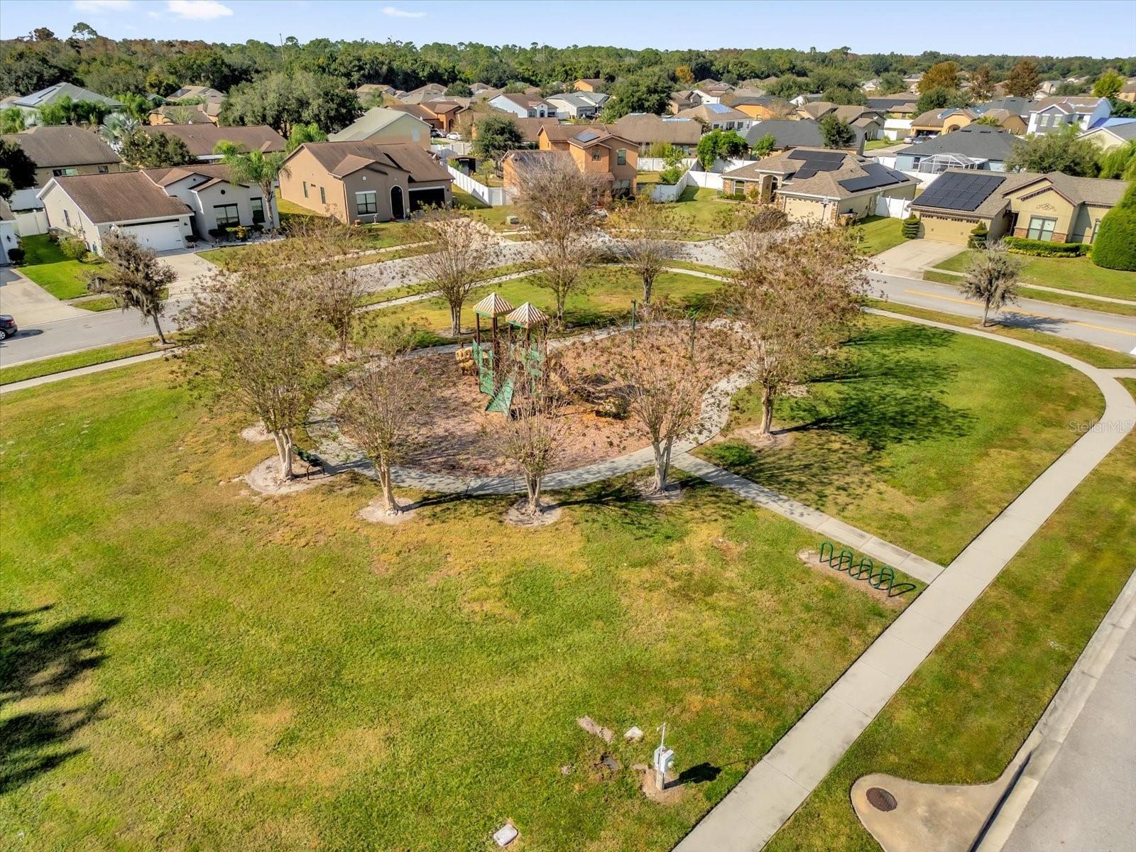 DORAL POINTE - Residential