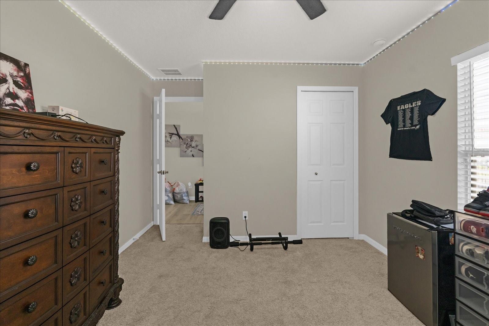 DORAL POINTE - Residential