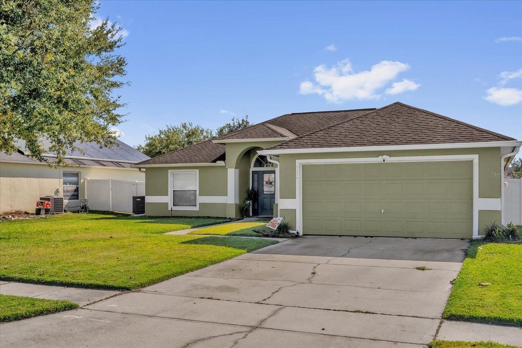 Photo of 4630 Sandhurst Street, Kissimmee, FL 34758 (MLS # S5148502)