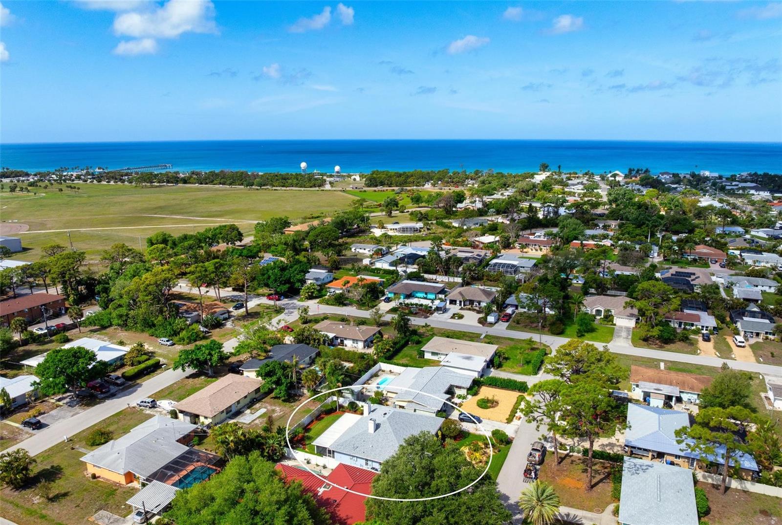 BEACH MANOR - Residential