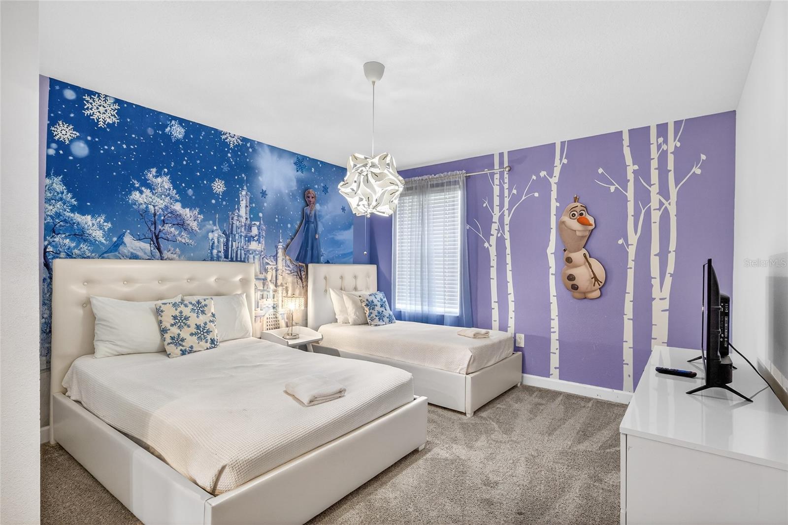 COVE AT STOREY LAKE 4 - Residential