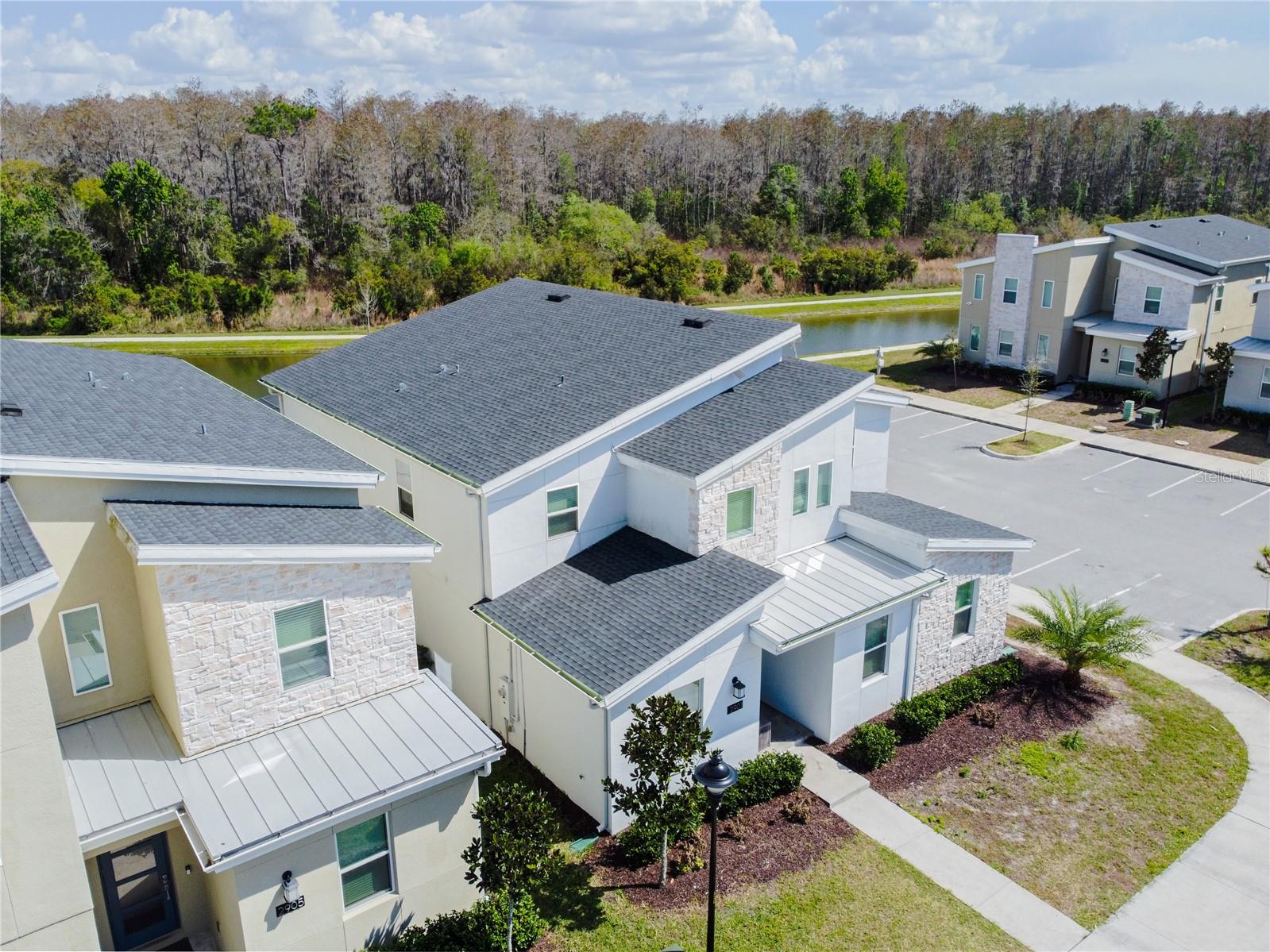 COVE AT STOREY LAKE 4 - Residential