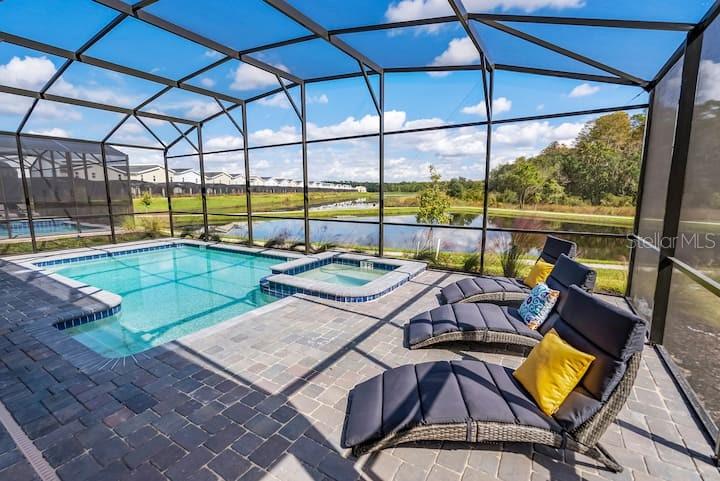 COVE AT STOREY LAKE 4 - Residential